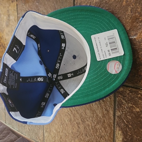New Era 59/50 BlueJays cap - Picture 3 of 3